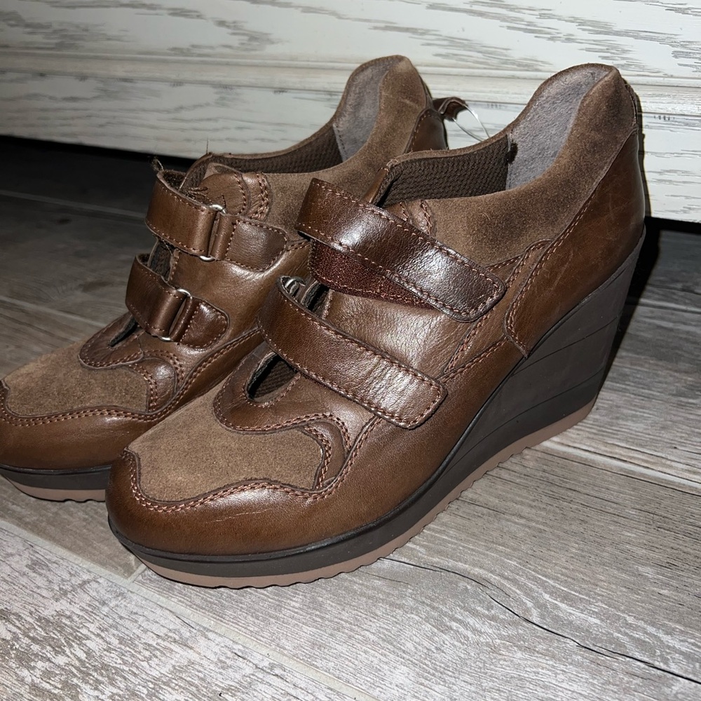 Brown Women's Wedge Sneakers